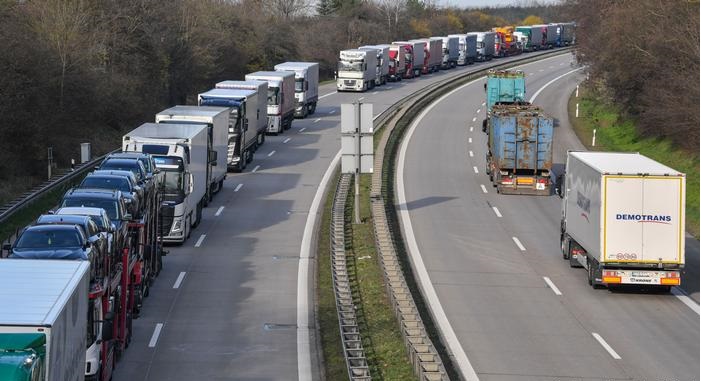 Satiksmes ministrs: Eiropas Savienībai nepieciešama vienota pieeja kravu pārvadājumu nozares regulējumam pandēmijas apstākļos