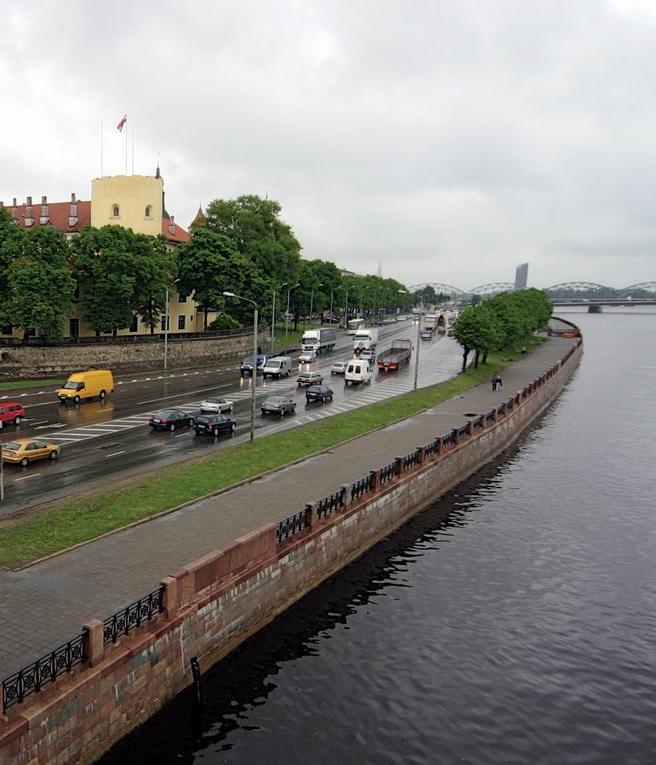 Satiksmes ierobežojumu samazinājumi Rīgā