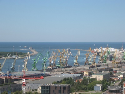 Baltijas valstu ostās kravu apgrozījums piecos mēnešos sarūk