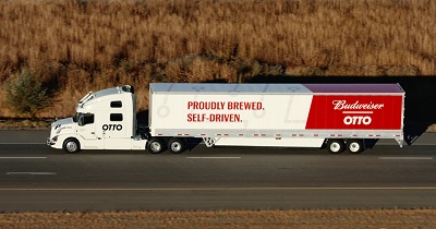 Vēsturiski! Pašbraucoša kravas mašīna nobraukusi 200km, lai nogādātu alu